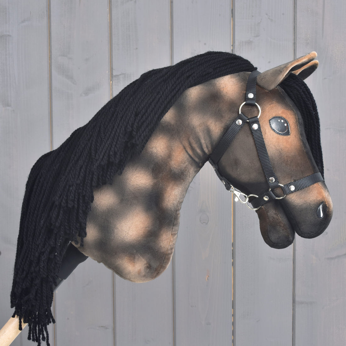 Hobby Horse Stormy s črno oglavko