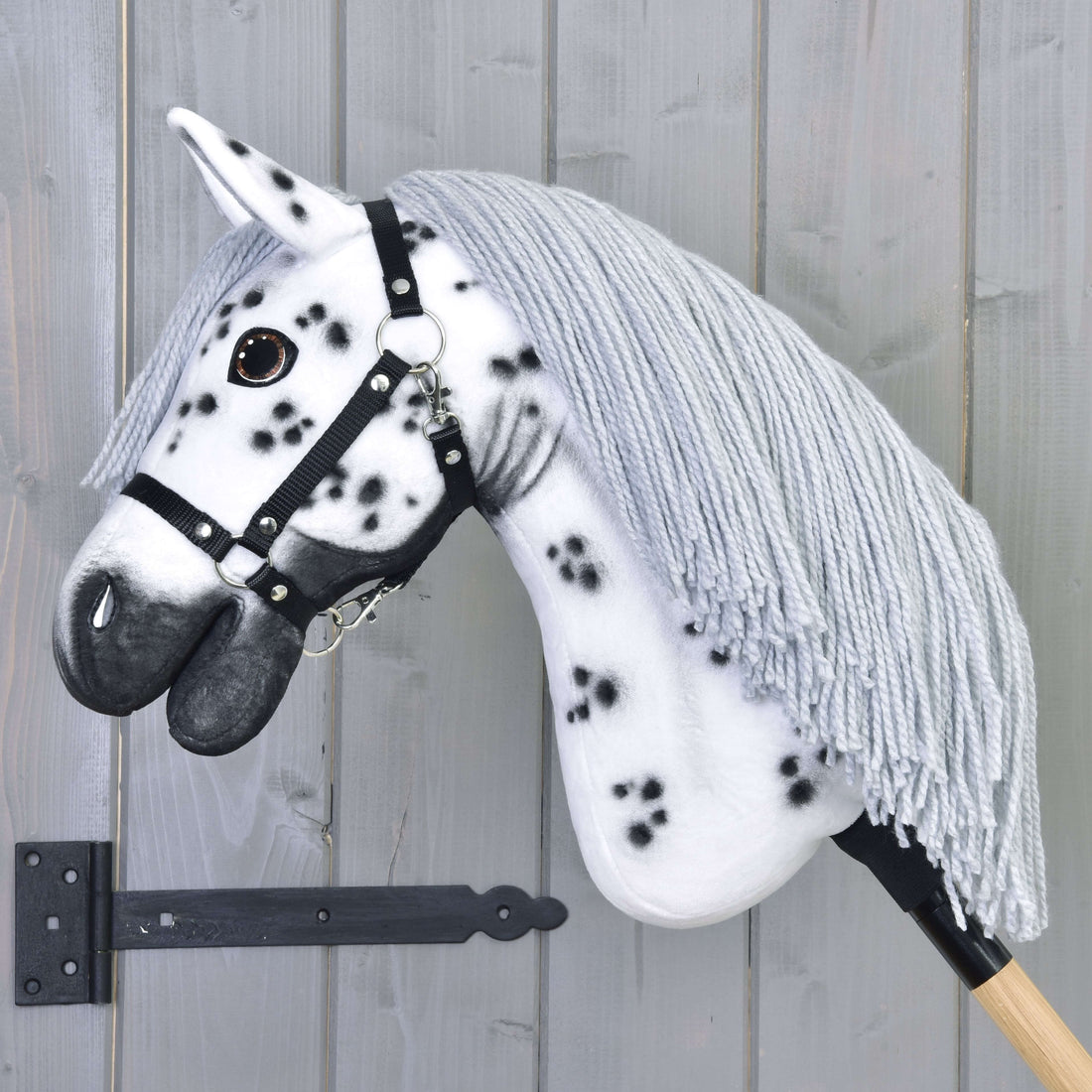 Hobby Horse Chantal s črno oglavko
